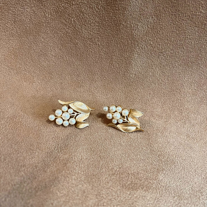 Trifari Leafy Pearl Vintage Clip on Earrings