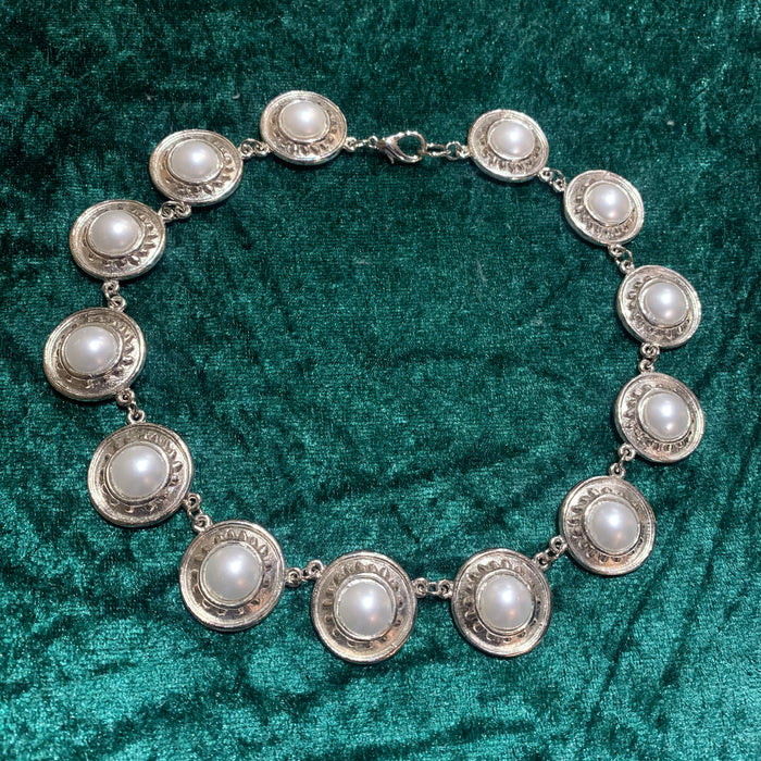 Silver glass pearl disc vintage necklace