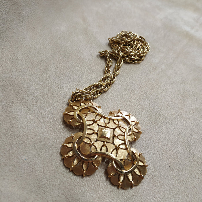 Vintage Trifari  Cross Pendant Necklace Gold - The Hirst Collection