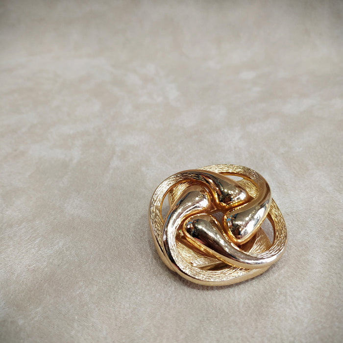 Swirly Fluid design Golden Vintage Brooch by Grosse Germany 1973 - The Hirst Collection