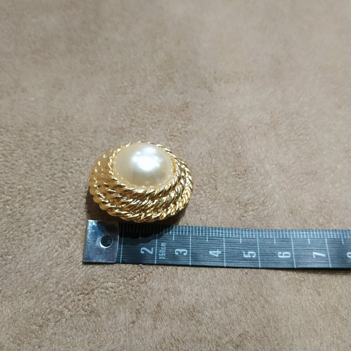 Vintage Gold Rope trim Pearl Earrings Clip On