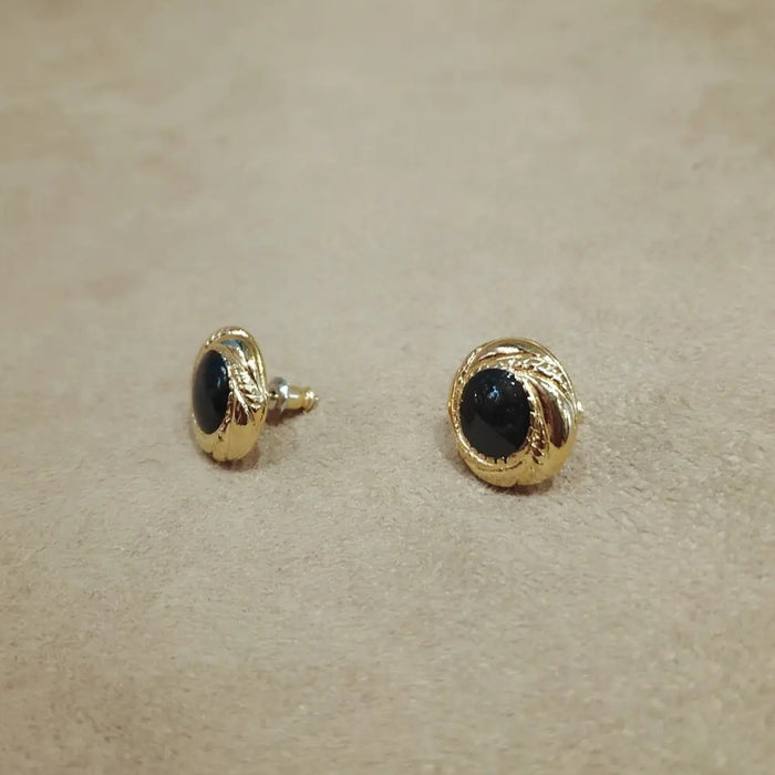 Vintage small swirly rim black studs earrings