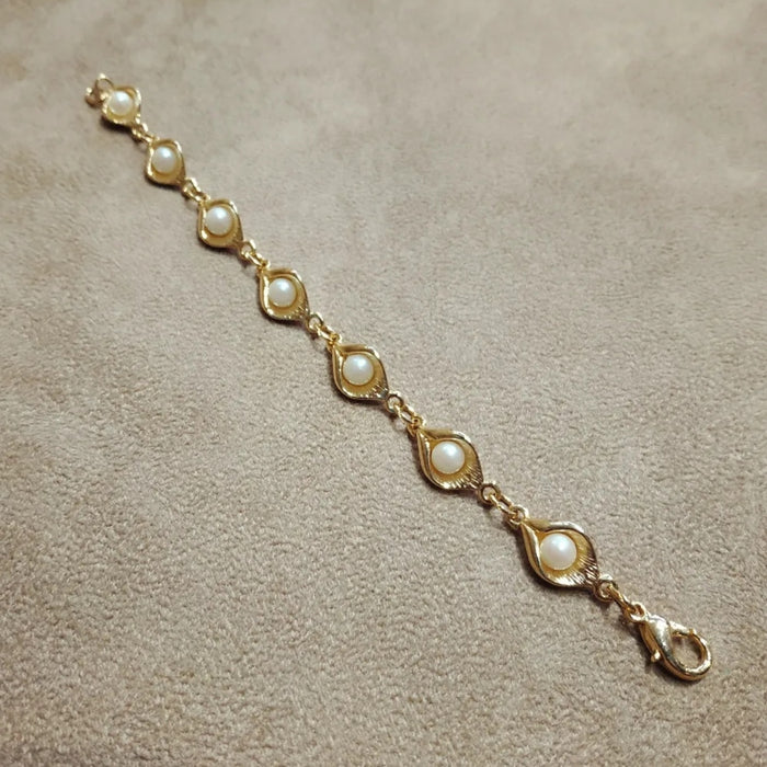 Vintage gold Cala lily pearl bracelet