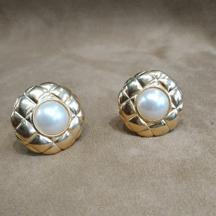 Vintage Gold Pearl Quilted Earrings Clip On
