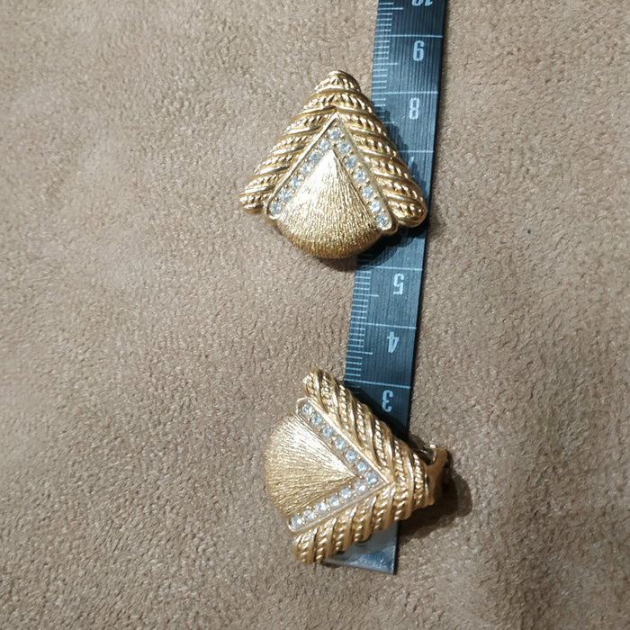 Dior Gold Triangular  vintage earrings