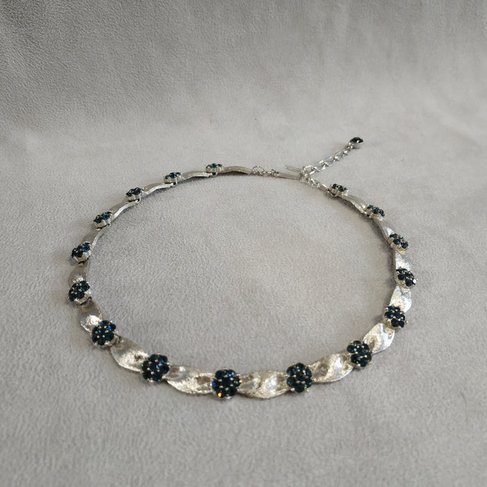 Trifari vintage sapphire blue crystal flower necklace