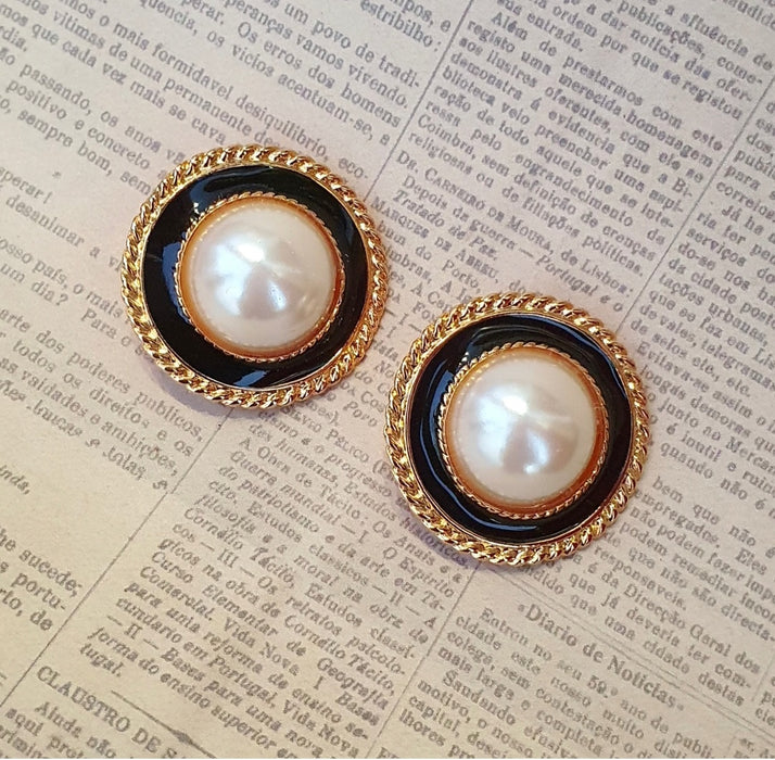 Vintage Black Glass Pearl  Earrings