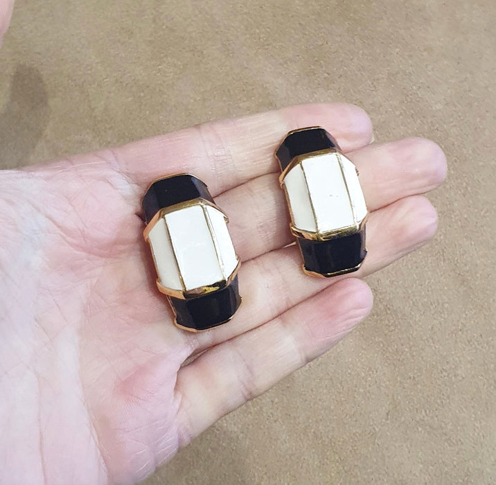 Vintage Black and White Enamel clip on earrings  By Essex