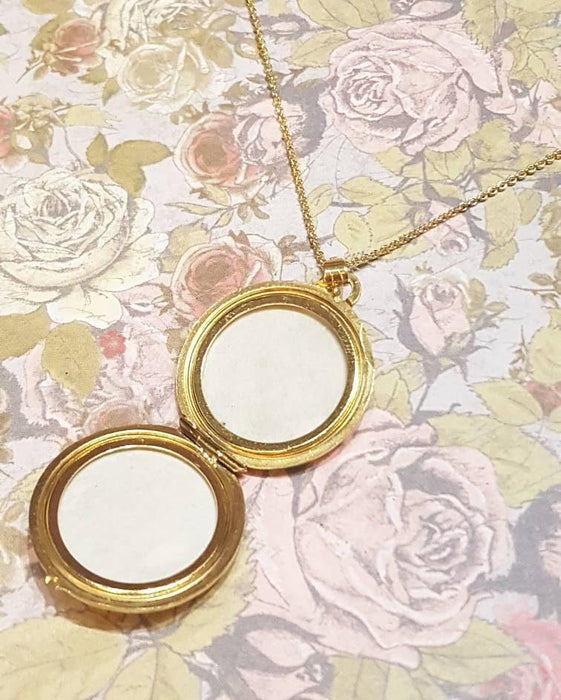 Vintage Gold Locket Round Gold Plated - The Hirst Collection