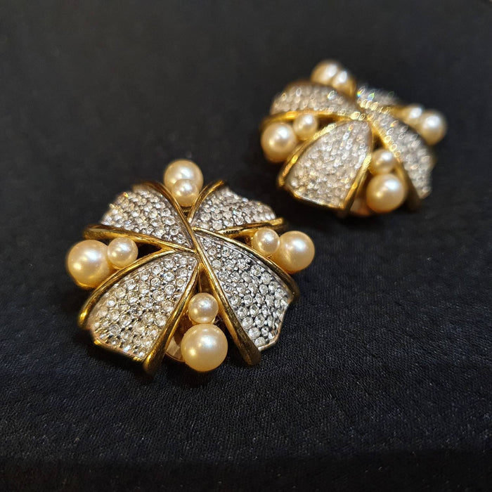 Swarovski pearl and crystals clip on earrings - The Hirst Collection