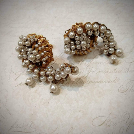 Miriam haskell vintage cluster pearl clip on earrings - The Hirst Collection
