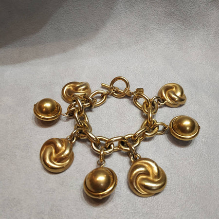 Ann Klein golden charm bracelet vintage - The Hirst Collection