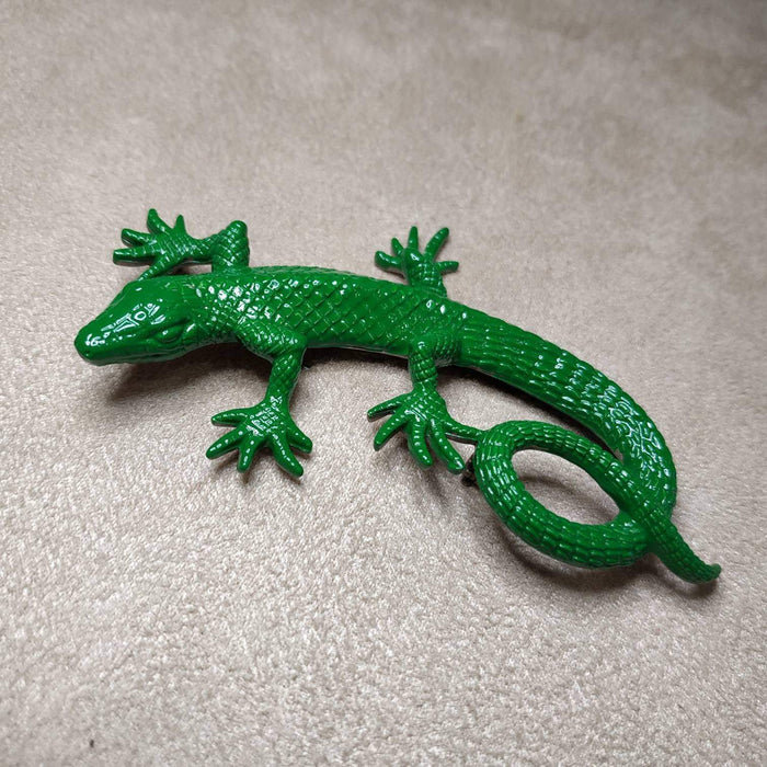 Green Gecko Lizard brooch by JJ pewter - The Hirst Collection