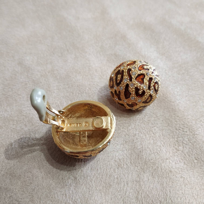 Ciner Vintage Earrings Leopard enamel Clip On Round - The Hirst Collection