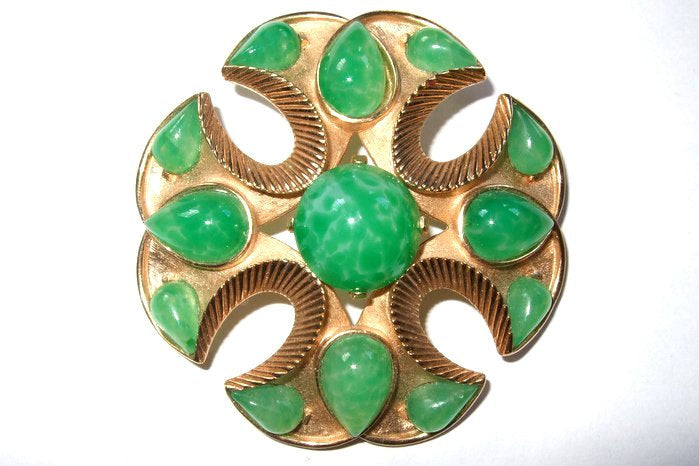 Vintage Trifari Brooch Jewels Of India Jade Green Glass 1965 - The Hirst Collection