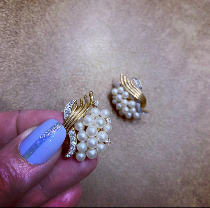 Trifari Golden Crystal Pearl Bridal Vintage Earrings 002