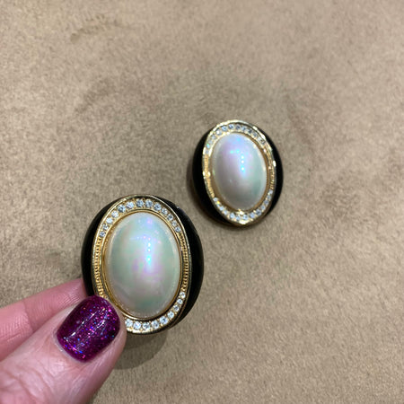 Christian Dior vintage Earrings in gold black and pearl - The Hirst Collection