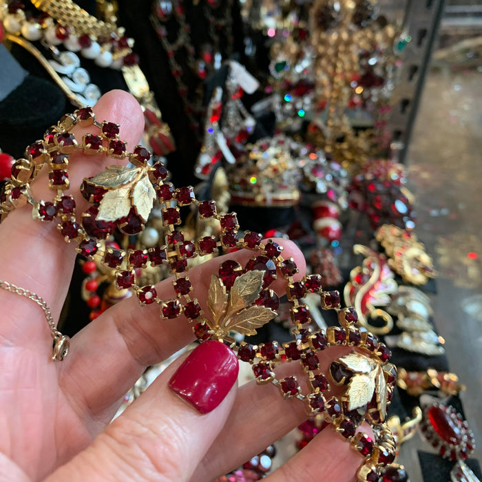 Vintage Bracelet red Crystal Gold