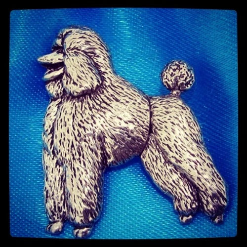 Poodle pin brooch in pewter - The Hirst Collection