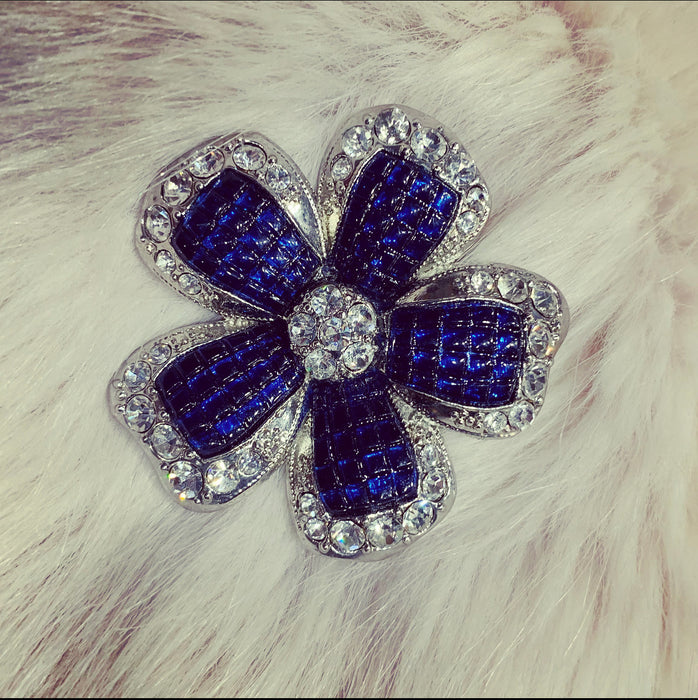 Sapphire blue vintage brooch by Avon - The Hirst Collection