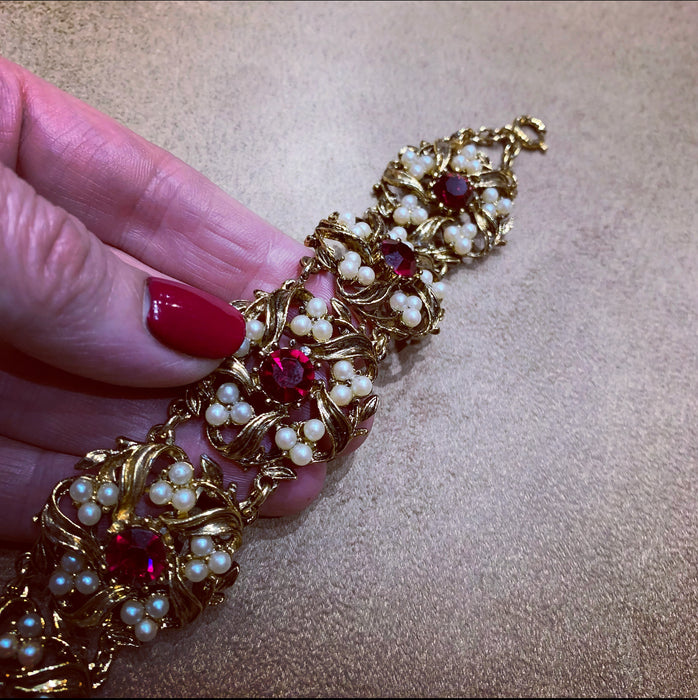 Red Floral Swirl Pearl Gold Vintage Bracelet