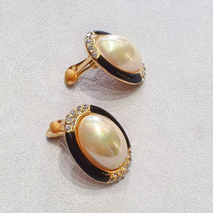 Vintage Pearl and black Gold Clip On earrings - The Hirst Collection