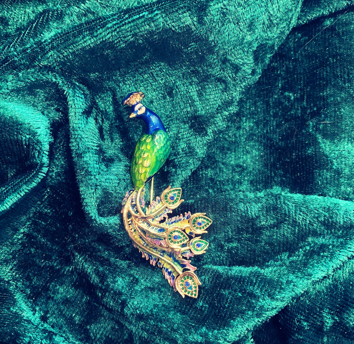 Peacock brooch by Bill Skinner