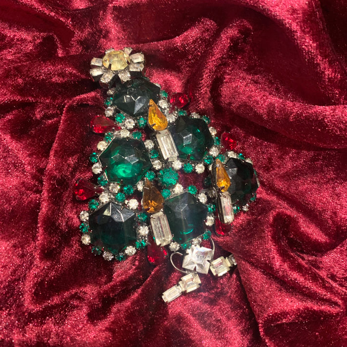 Lary Vrba Christmas Tree brooch